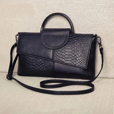 Celine™ - Elegancka czarna torebka o skórzanym wykończeniu