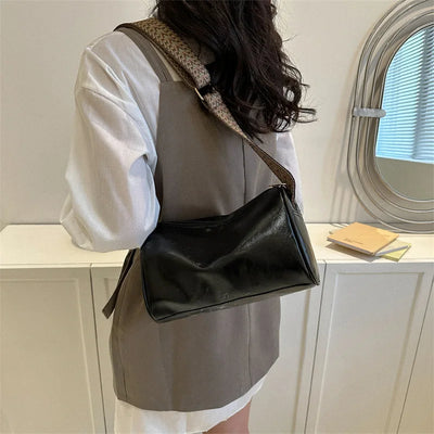Trine™ | Vintage Skórzana Torebka Crossbody z Woven Paskiem Regulowanym