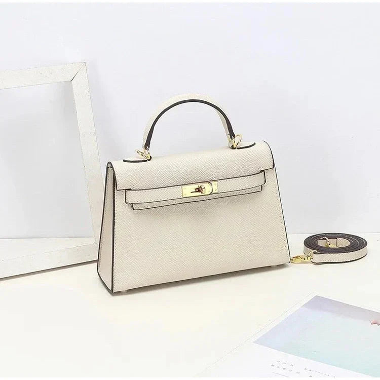 Eliza™ | Ameera